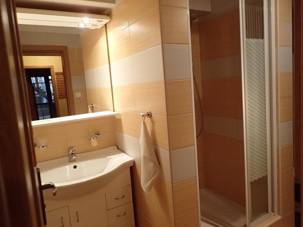 Family House - Apartmany Zuzana Stará Lesná Pokój zdjęcie